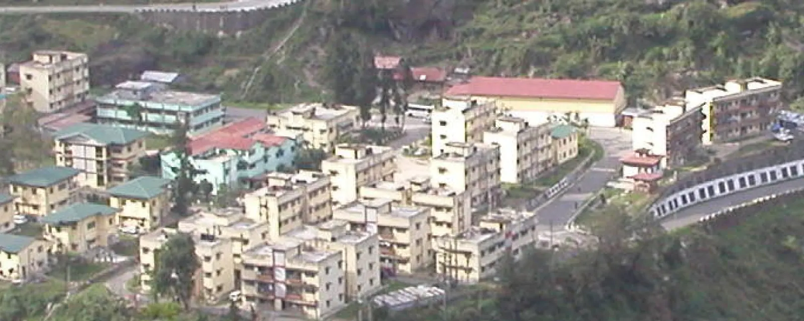 Bhutan — ảnh minh hoạ cho bài Bhutan — Nước duy nhất âm carbon, thu phí du khách theo ngày, và có một chương lịch sử về quốc tịch ít ai kể