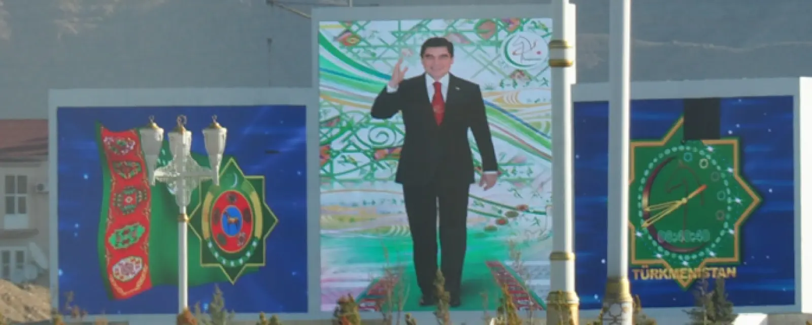Turkmenistan — ảnh minh hoạ cho bài Turkmenistan — Khi nhà nước huỷ hiệp định hai quốc tịch và bắt hàng nghìn người phải chọn