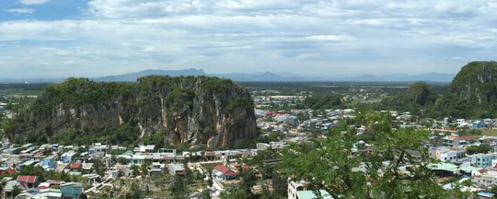 Việt Nam — ảnh minh hoạ cho bài Việt Nam — Quốc tịch, hai quốc tịch và câu hỏi quan trọng nhất với người sắp có hộ chiếu thứ hai